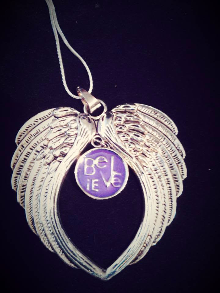 HOT NEW SNAP AND SWITCH Angel wing Pendant with 5 18mm Snaps