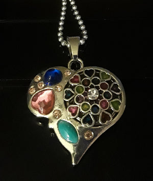 18mm noosa snap heart pendant w multiple colored rhinestones
