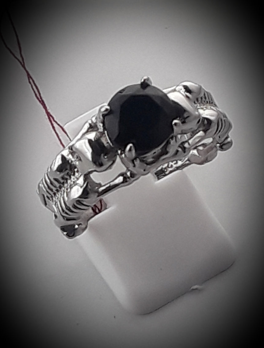 Silver skull ring w black rhinestone