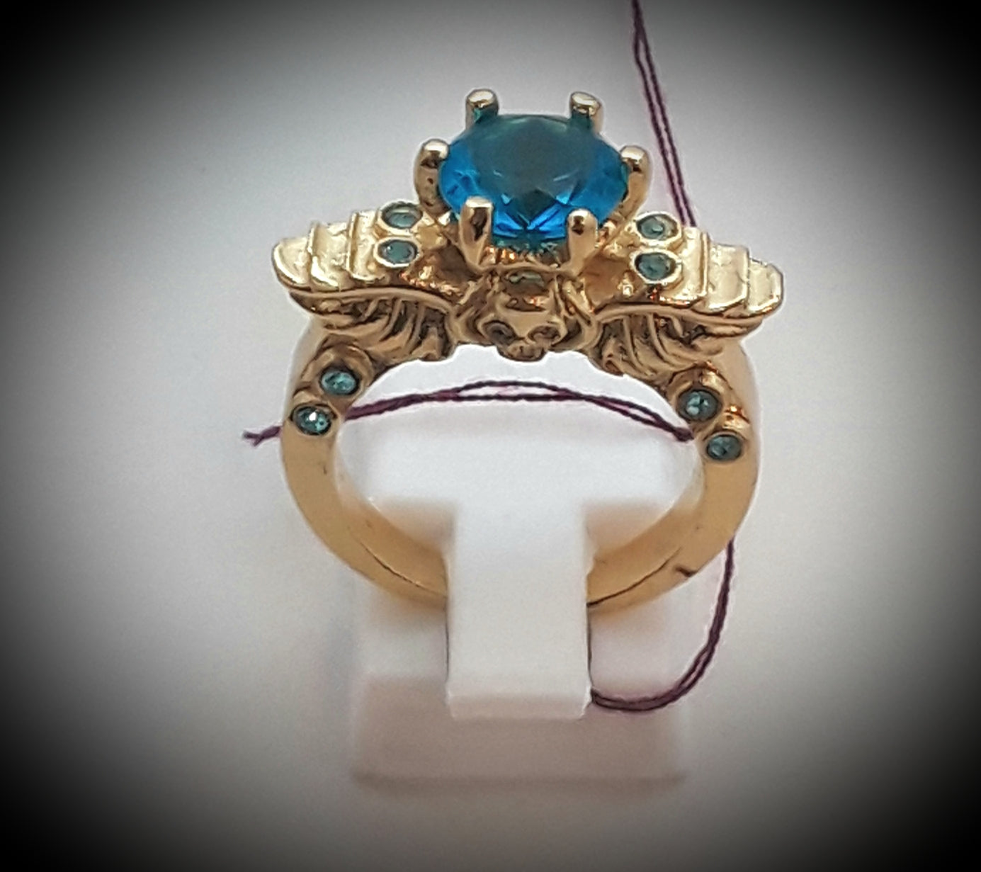 Angel wings and skull ring gold or silver tone