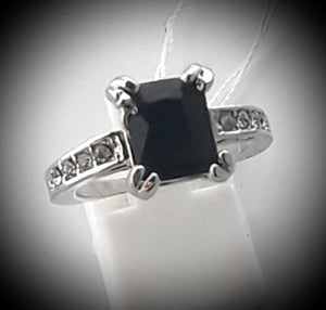 Rhinestones and black square black rhinestone ring