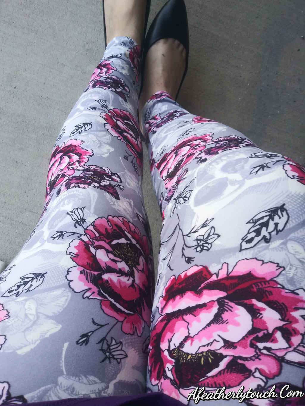 Ghost skulls  Buttercream soft leggings