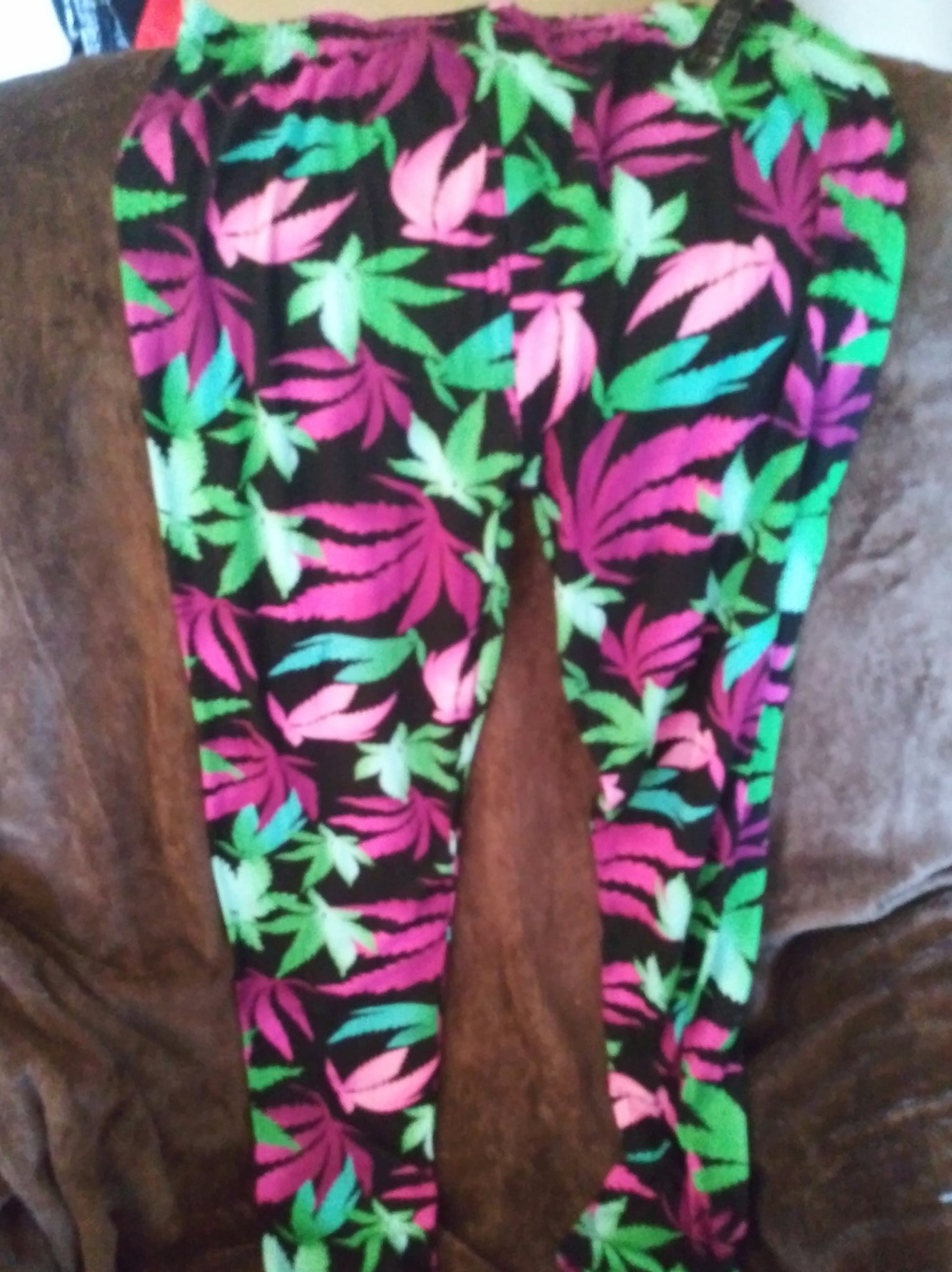 Buttercream soft leggings leaf designs