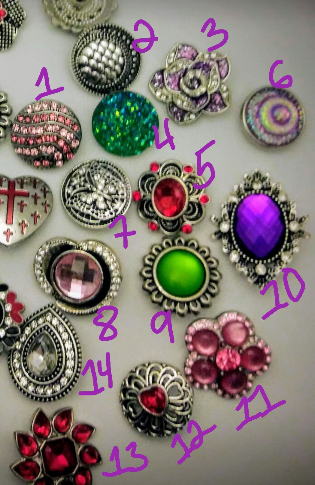 A variety of snaps 18mm noosa snaps