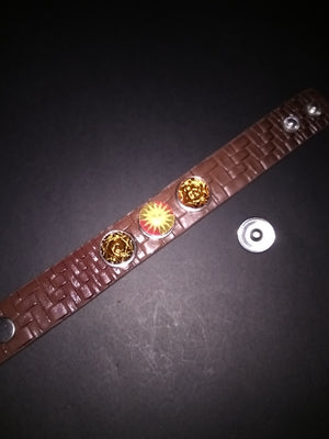 Hot fashion Leather bracelet with 3 18mm removable snaps