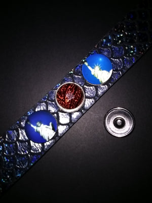 Leather bracelet with 18mm removable snaps

Unisex
