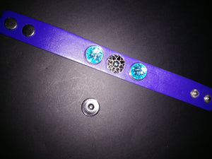 Blue Leather bracelet with 3 18mm removable snaps