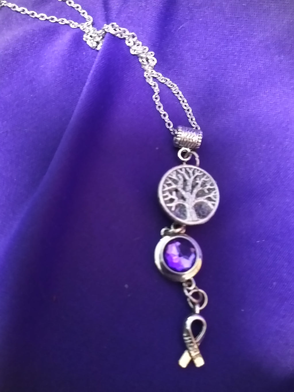 Awareness snap n switch necklace