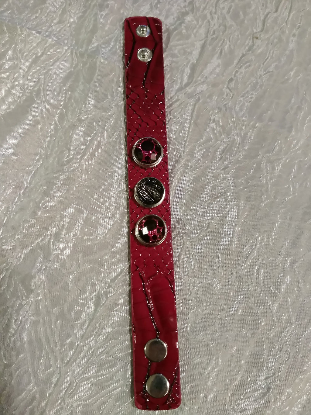 Hot 🔥 new snap jewelry Leather burgundy bracelet 18mm snapS